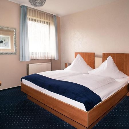 Hotel Garni Haus Schoenberger Heiligenhaus Extérieur photo