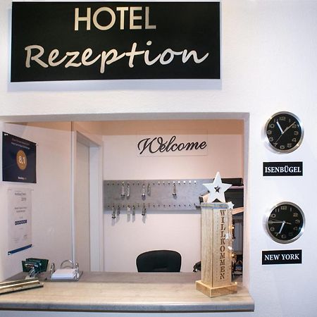 Hotel Garni Haus Schoenberger Heiligenhaus Extérieur photo