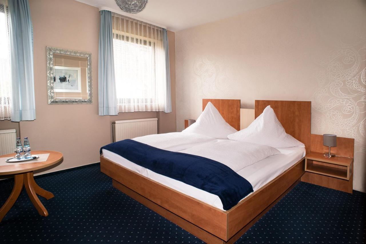 Hotel Garni Haus Schoenberger Heiligenhaus Extérieur photo